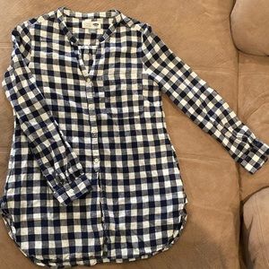 Old navy plaid shirt